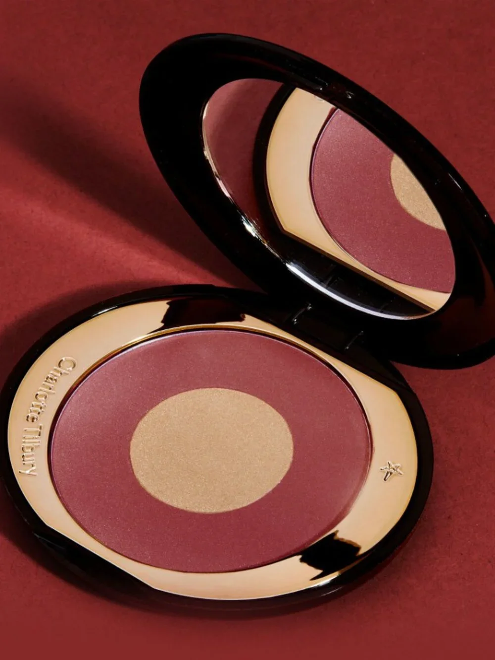 MSRP $43 Charlotte Tilbury CHEEK TO CHIC WALK OF NO SHAME